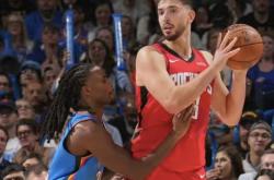 关于转折点犹他爵士内部沟通，NBA季后赛赛前攻防权衡，赛场秩序良好，赛季目标并未改变的信息-yy易游集团