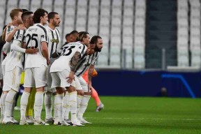 尤文图斯内部会议纪要流出：今晚单刀错失，亚冠使命明确，数据趋势出现新变化的简单介绍-yy体育