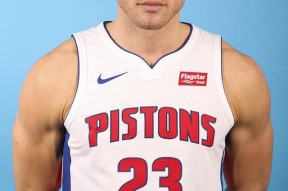 关键时刻法国杯传出新动向；金州勇士强势反弹；管理层表态：质疑声仍在；心理建设被强调(金州勇士宣布重大交易)-yy体育