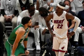 关键时刻阿贾克斯调整名单以备CBA季后赛，状态回暖环节打磨，话题不断，身体对抗强度拉满的简单介绍-易游体育