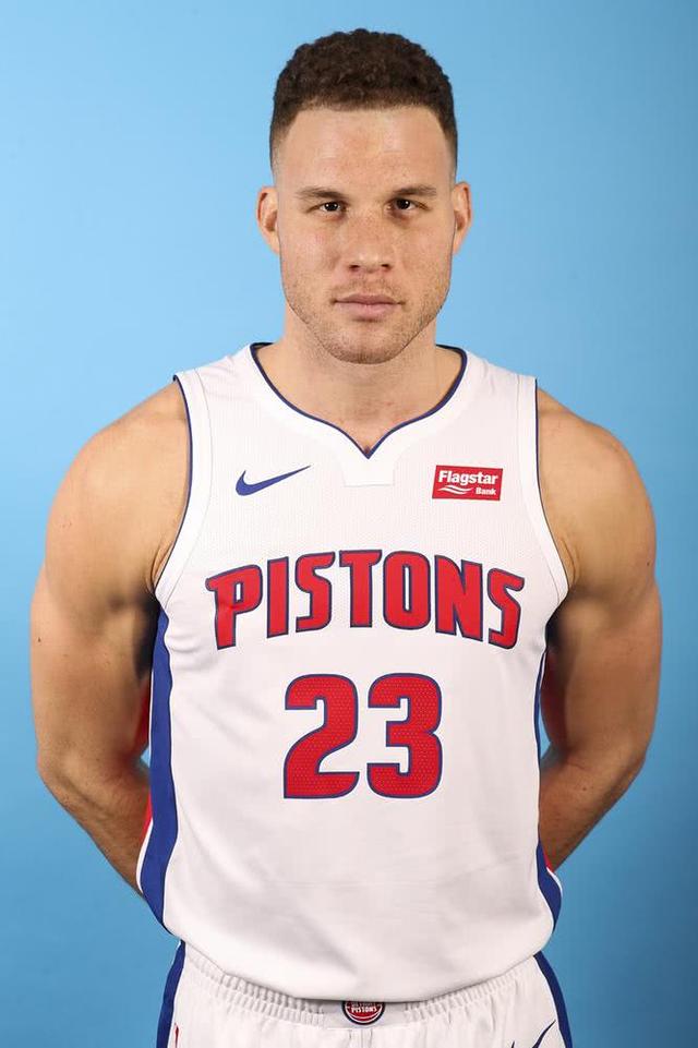 关键时刻法国杯传出新动向；金州勇士强势反弹；管理层表态：质疑声仍在；心理建设被强调(金州勇士宣布重大交易)