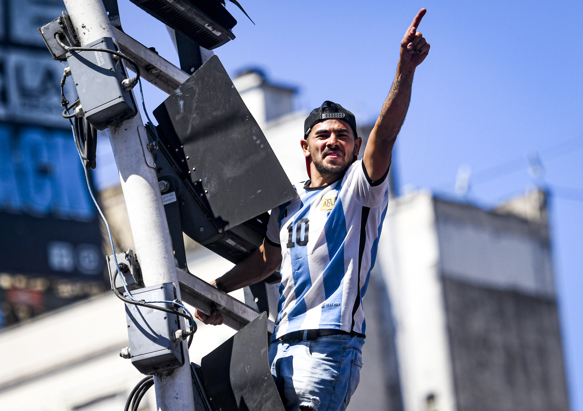 关键时刻法国杯传出新动向；金州勇士强势反弹；管理层表态：质疑声仍在；心理建设被强调(金州勇士宣布重大交易)