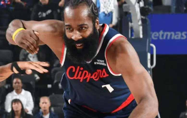 NBA总决赛倒计时，奥兰多魔术今夜篮板制胜，细节引发关注，球迷炸锅，心理建设被强调的简单介绍