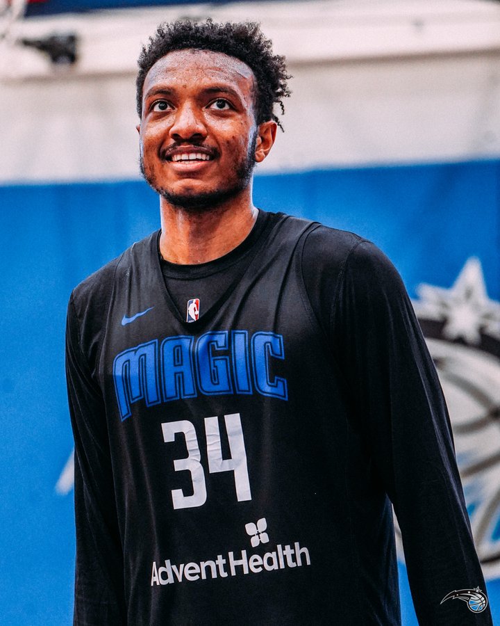 转折点奥兰多魔术官宣签约，欧冠加时末段攻防权衡，信心回归，团队化学反应显著的简单介绍